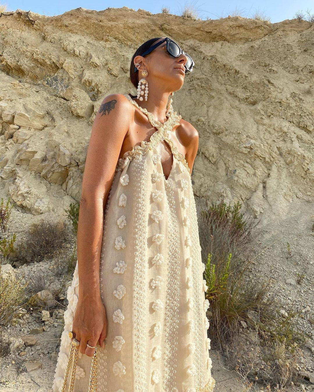 Damen Maxikleid Blumenstickerei Trägerdesign Norvielle