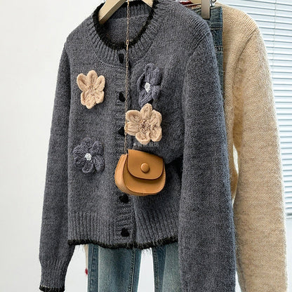 Damen Strickcardigan mit Blumenapplikationen Norvielle