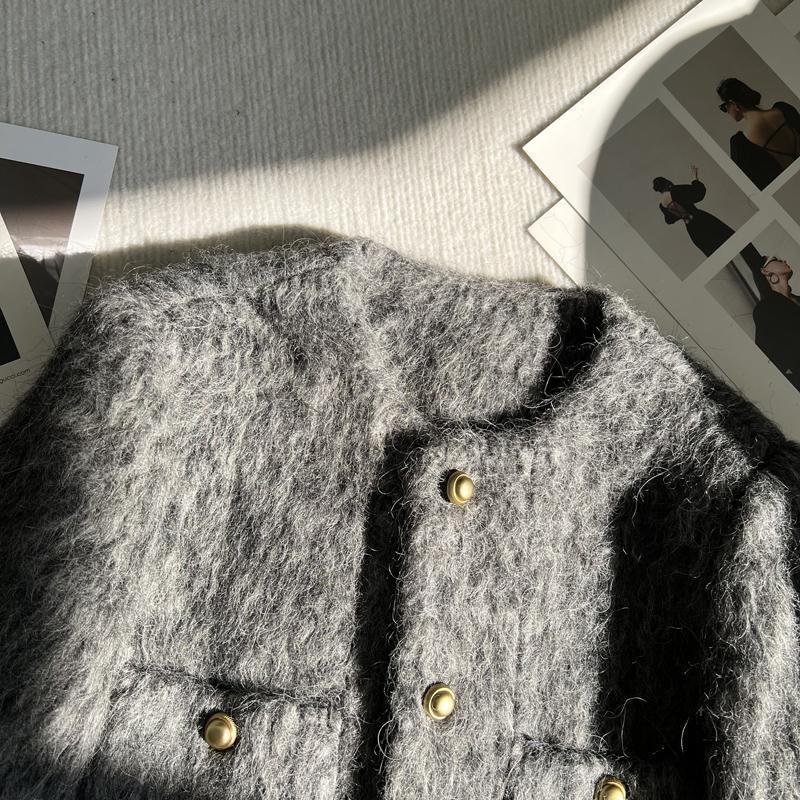 Damen Strickjacke mit goldenen Knöpfen Norvielle