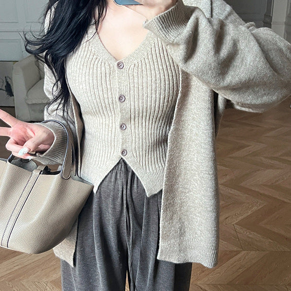 Damen Strickjacke V-Ausschnitt Elegante Knöpfe Beige - Norvielle
