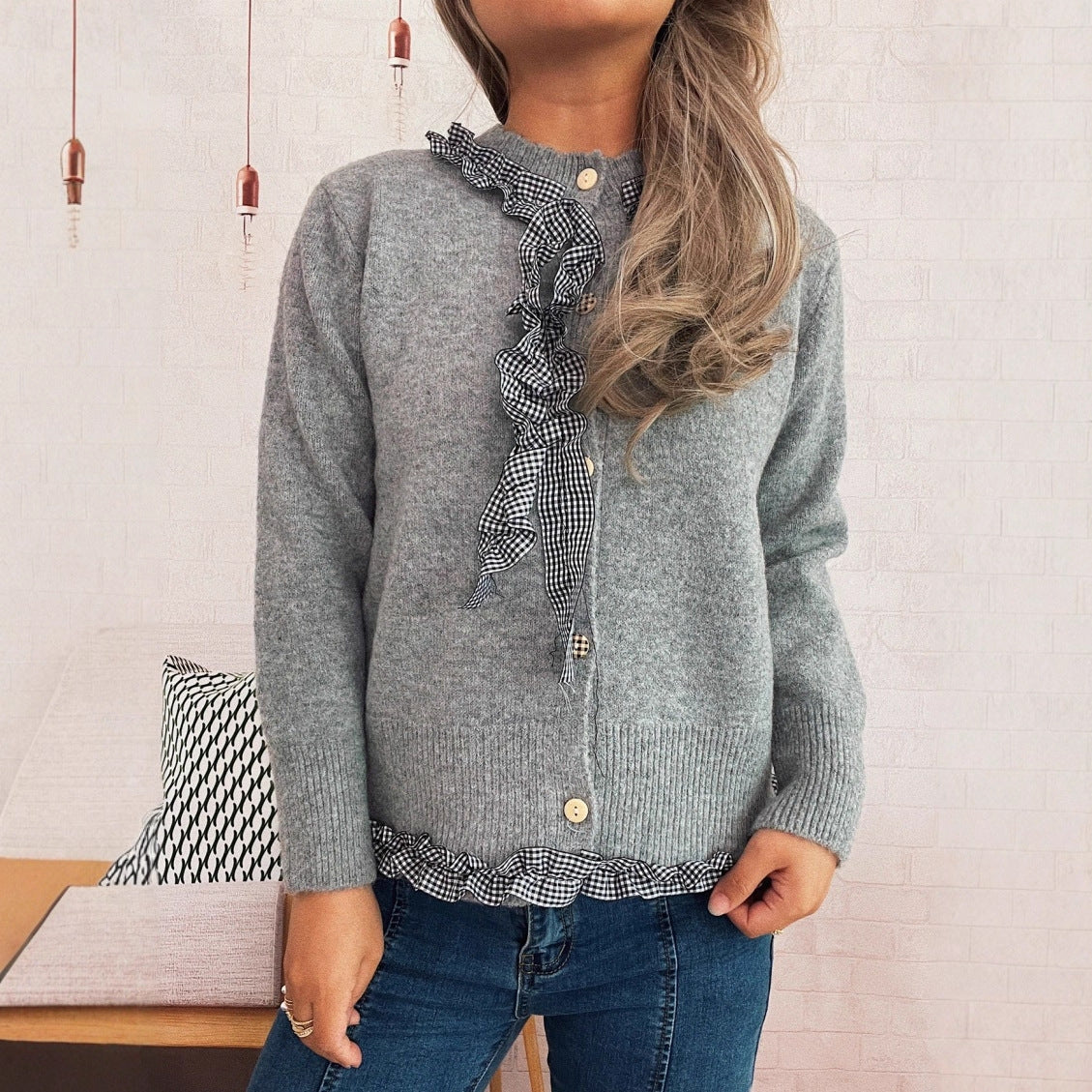 Damen Strickjacke Karomuster Rüschen Norvielle