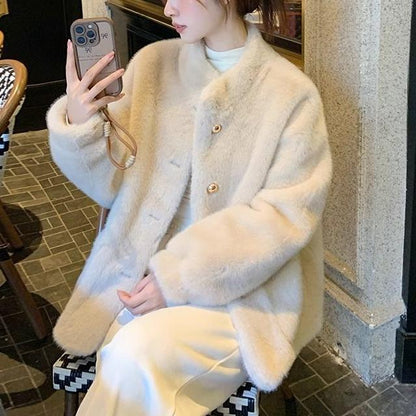 Damen Flauschjacke mit goldenen Knöpfen - Norvielle