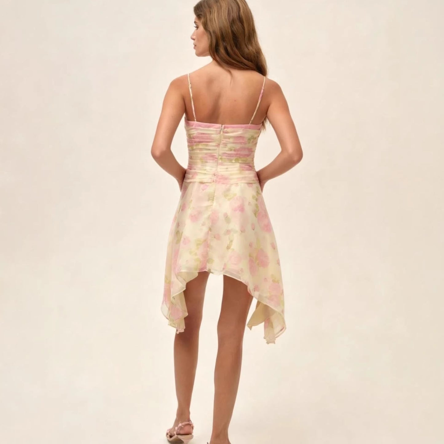 Damen Mini-Kleid mit Blumenmuster Asymmetrischer Saum Elegantes