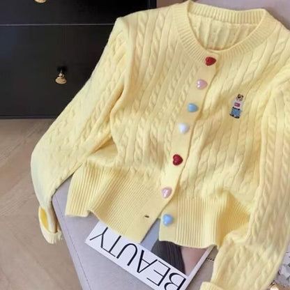 Damen Strickjacke mit Herzknöpfen Durchgehendes Muster Norvielle