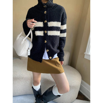 Damen Strickmantel Kuschelig Hochkragen Dekorative Knöpfe Beige