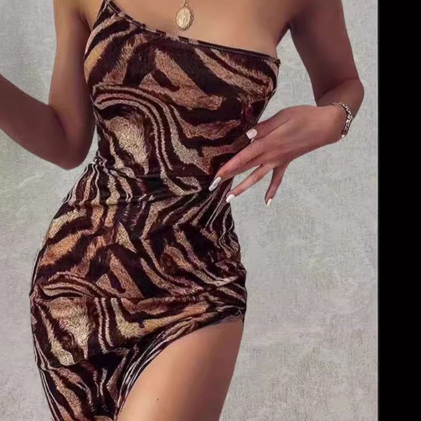 Damen Minikleid Asymmetrischer Schnitt Animal-Print Schwarz - Norvielle