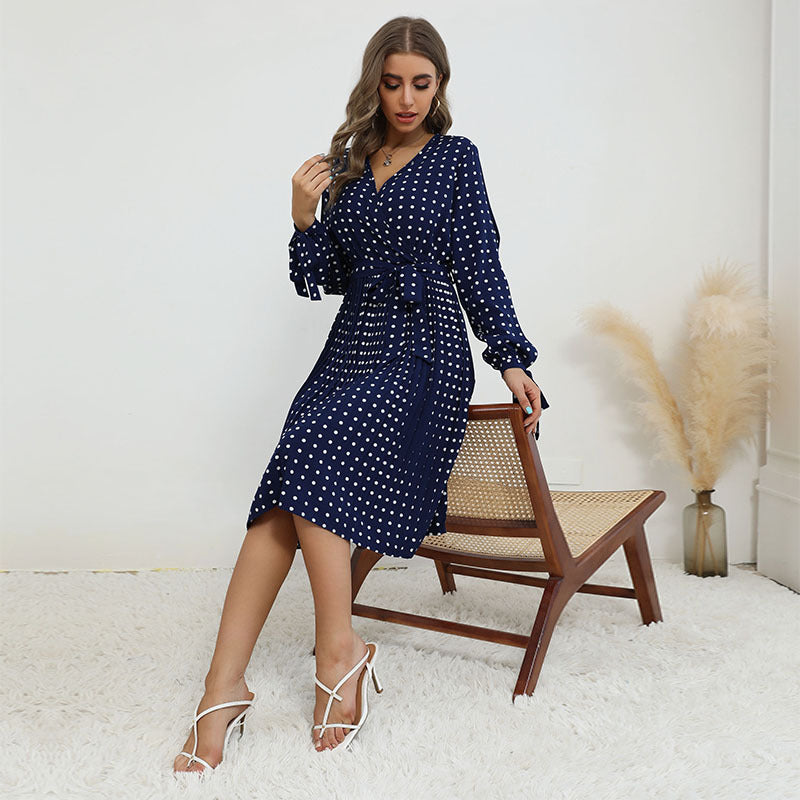 Damen Wickelkleid mit Punkten und Taillengürtel Norvielle