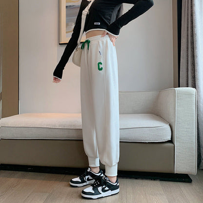 Damen Sportliches Loungewear-Set Cropped Oberteil Sweatpants Norvielle