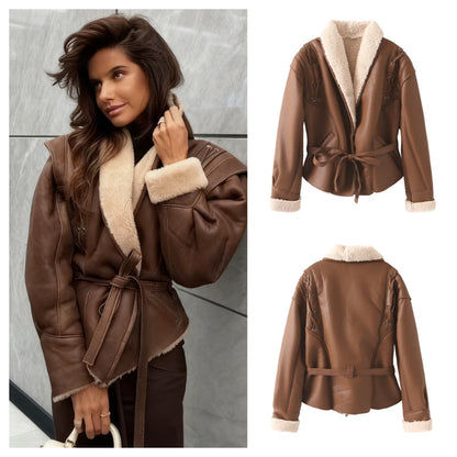 Damen Kunstlederjacke Teddyfutter Schnürdetails Schwarz - Norvielle