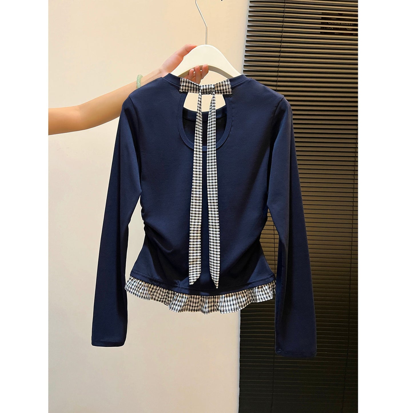 Damen Langarmshirt Asymmetrischer Rüschenrand Dekoratives Rückenteil