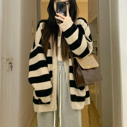 Damen Strickjacke Oversized Streifenmuster mit Taschen Beige