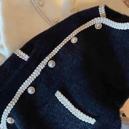 Damen Strickjacke mit Perlenverzierungen Elegantes Design