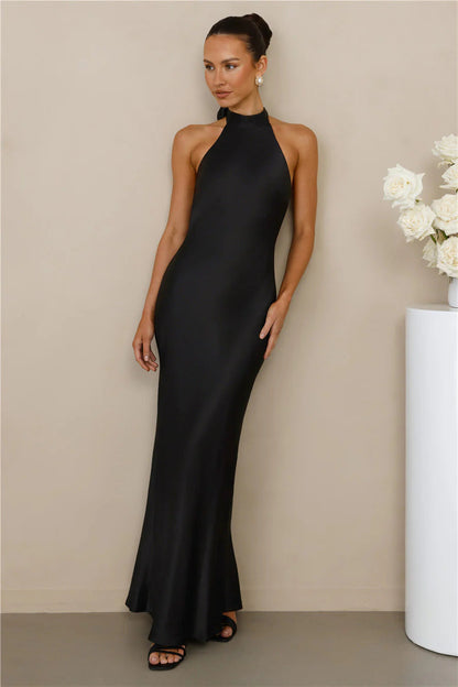 Damen Satin Maxikleid Hochkragen Körpernah Norvielle