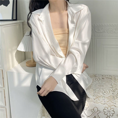 Damen Bluse aus Seide Elegantes Design