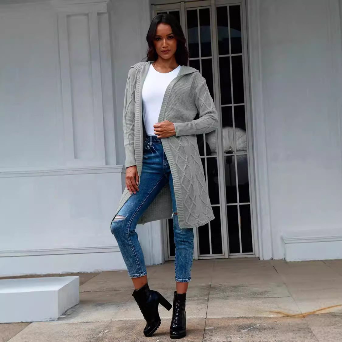 Damen Strickjacke Kapuze Zopfmuster Norvielle