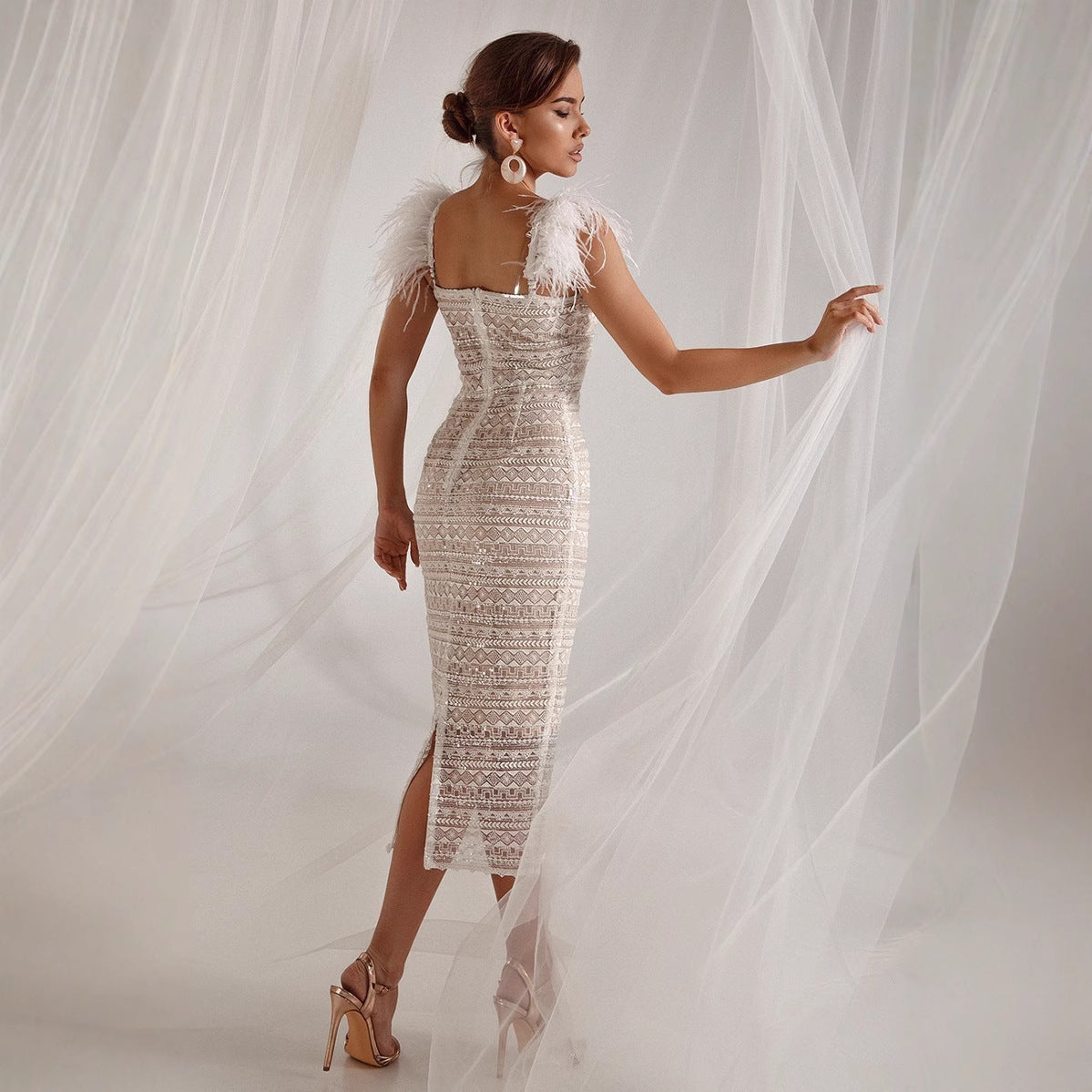 Damen Midikleid Pailletten federverziert Norvielle