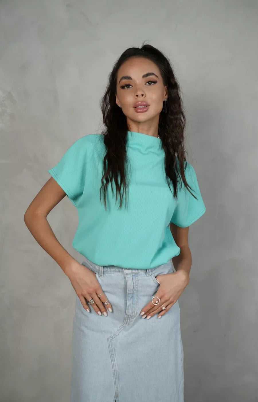Damen Kurzarm-Shirt Hochkragen Elegantes Design