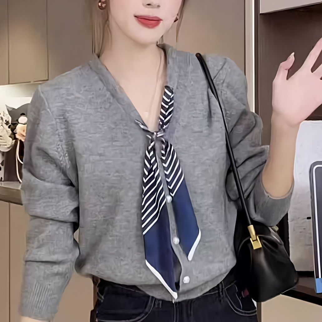 Damen Pullover mit Halstuch Norvielle Elegantes Design