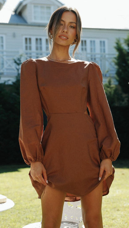 Damen Minikleid mit Polka-Dots und Voluminösen Ärmeln Tailliert