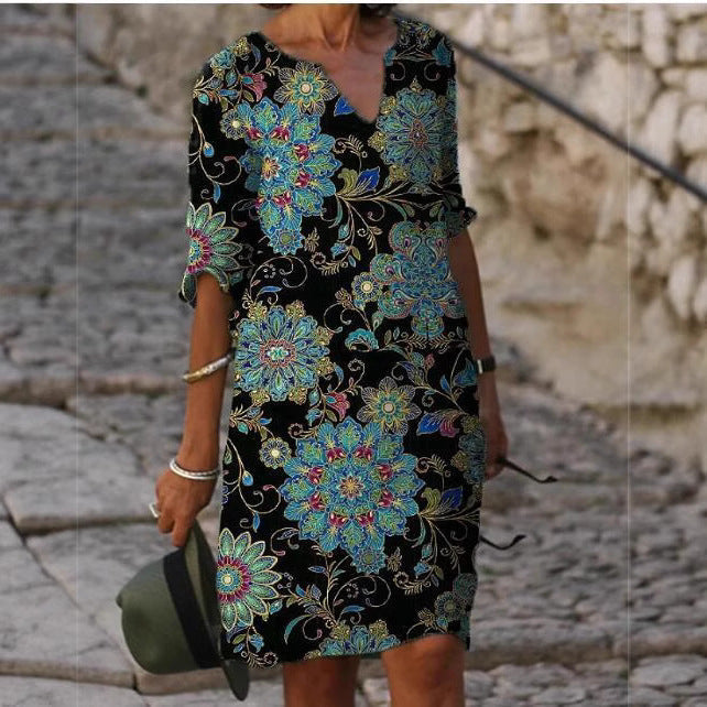 Damen Kleid mit floralem Muster V-Ausschnitt