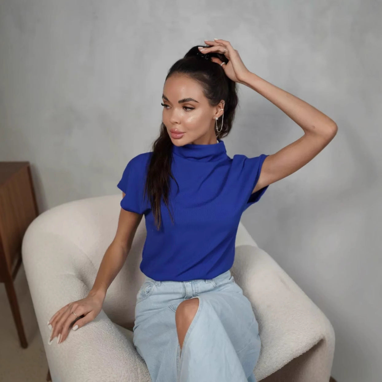 Damen Kurzarm-Shirt Hochkragen Elegantes Design