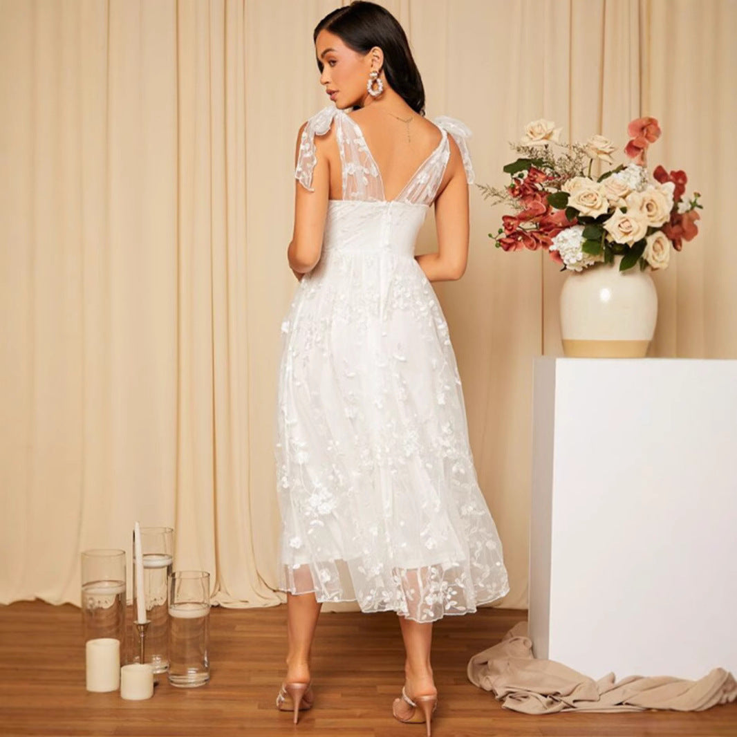Damen Midikleid mit Blumenapplikationen Norvielle