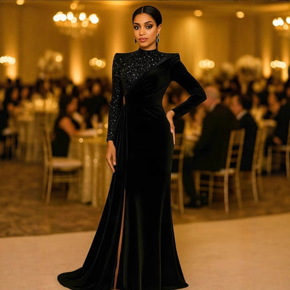 Damen Abendkleid schimmerndes Oberteil raffinierte Drapierung