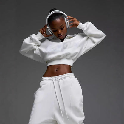 Damen Crop- Set mit hohem Kragen und weiten Hosen
