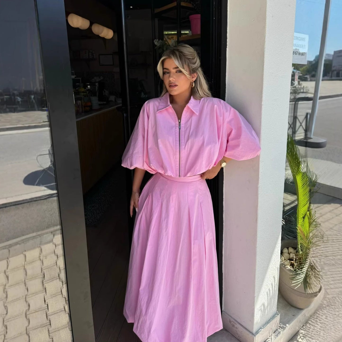 Damen Maxikleid Hochgeschlossen Weit Saum Elegantes Design - Norvielle