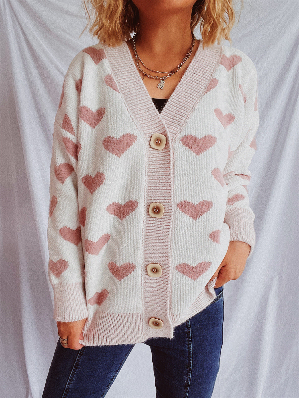 Damen Strickjacke Herz-Muster Knopf-Detail Beige