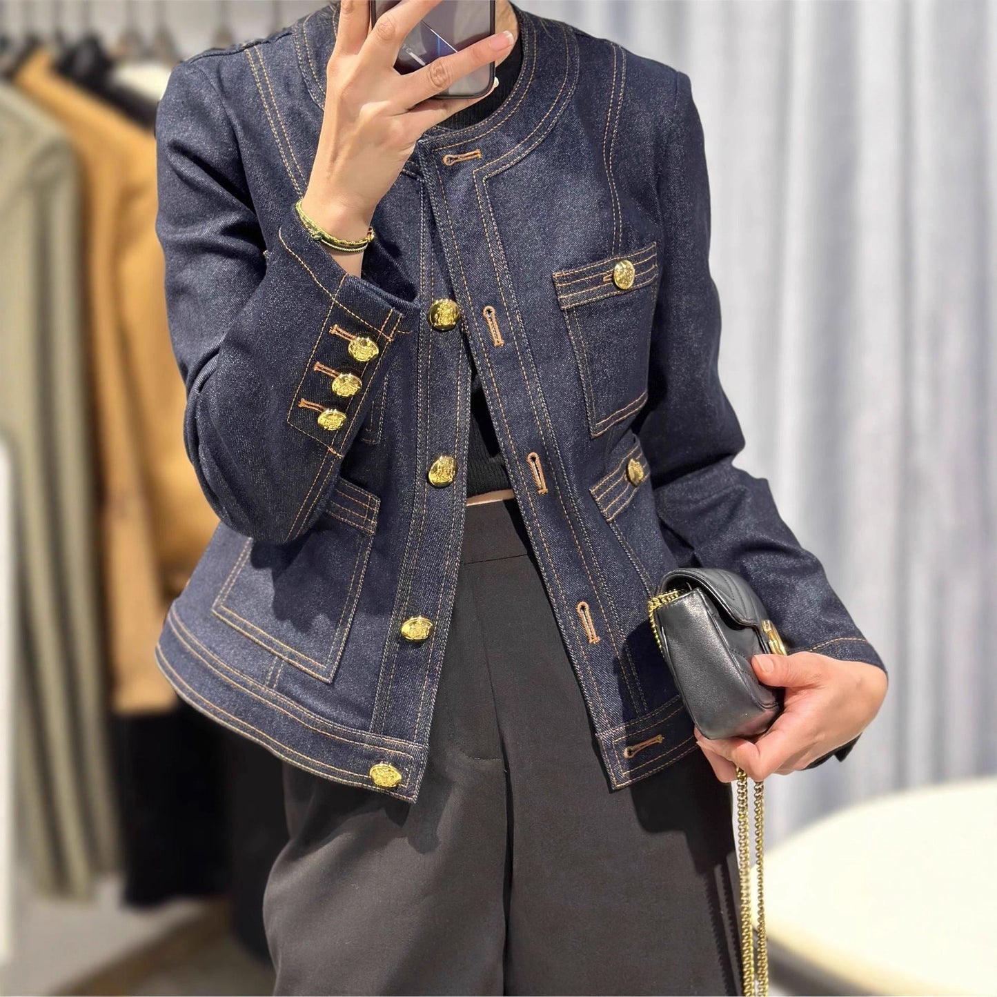 Damen Denimjacke Goldene Knöpfe
