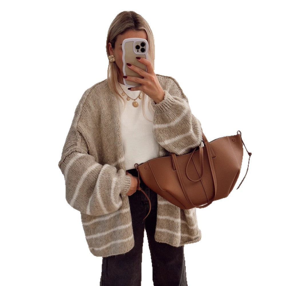 Damen Strickjacke mit Zopfmuster Großzügige Ärmel Norvielle