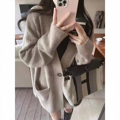 Damen Strickjacke Kuschelig Große Taschen Knopfverschluss Beige