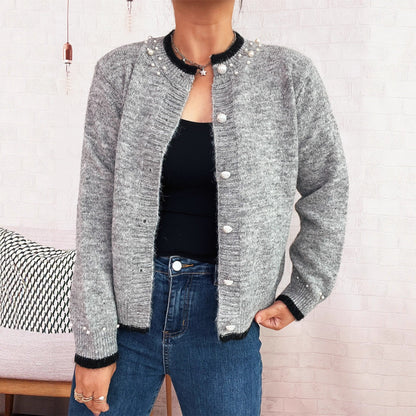 Damen Strickjacke mit Perlenverzierungen und Knöpfen