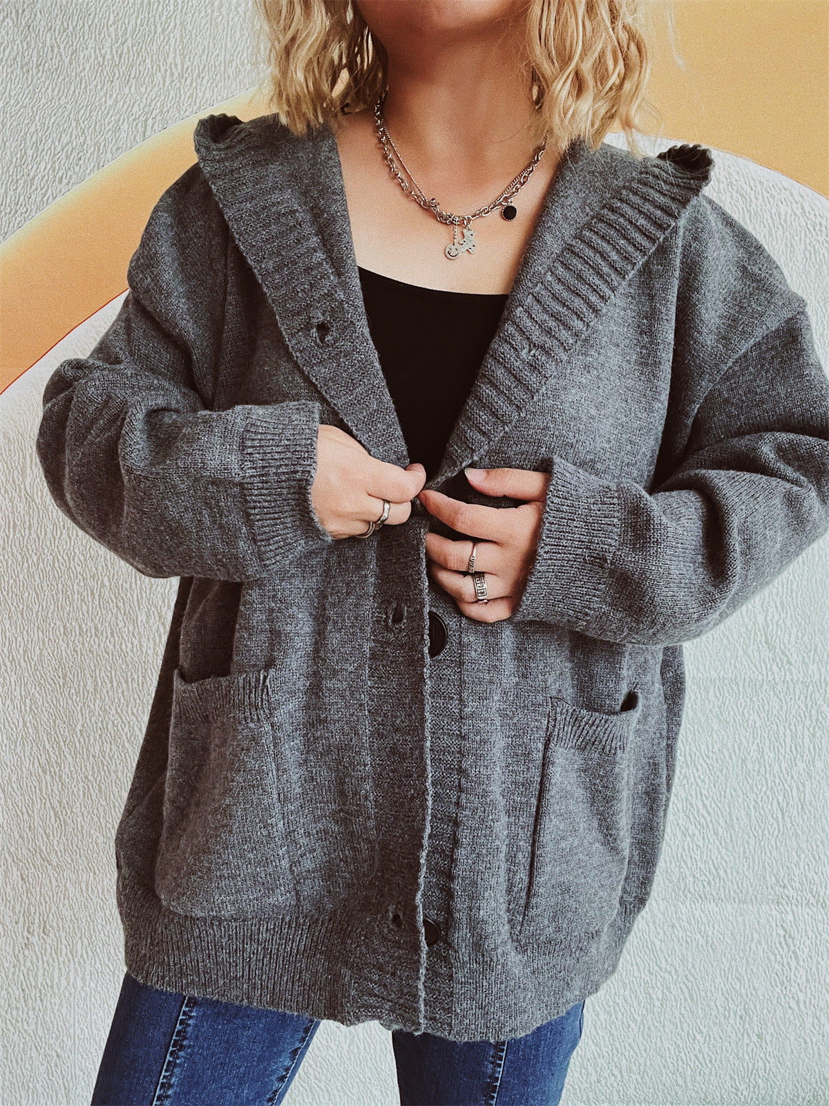 Damen Strickjacke mit Kapuze und Taschen Norvielle