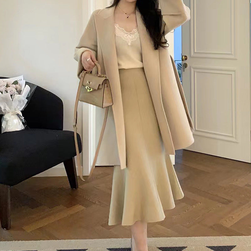 Damen Strickjacken-Set mit Kontrastdetails und Knopfverschluss