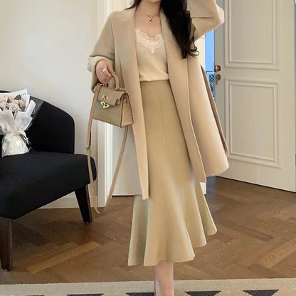 Damen Strickjacken-Set mit Kontrastdetails und Knopfverschluss