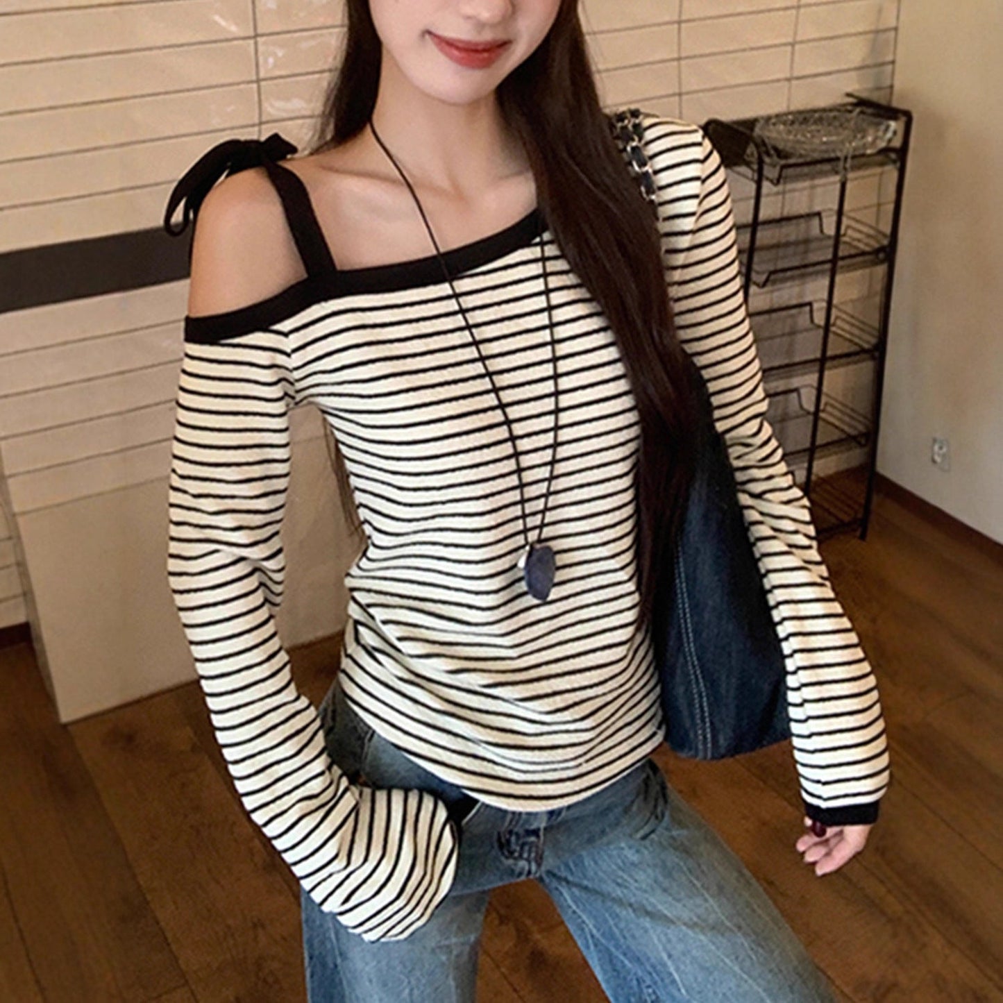Damen Langarmshirt Off-Shoulder Streifenmuster