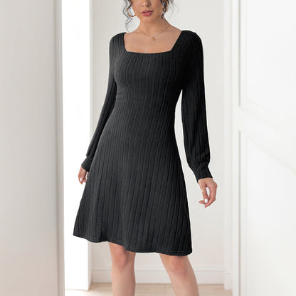 Damen Strickkleid Eckiger Ausschnitt Länge Knie