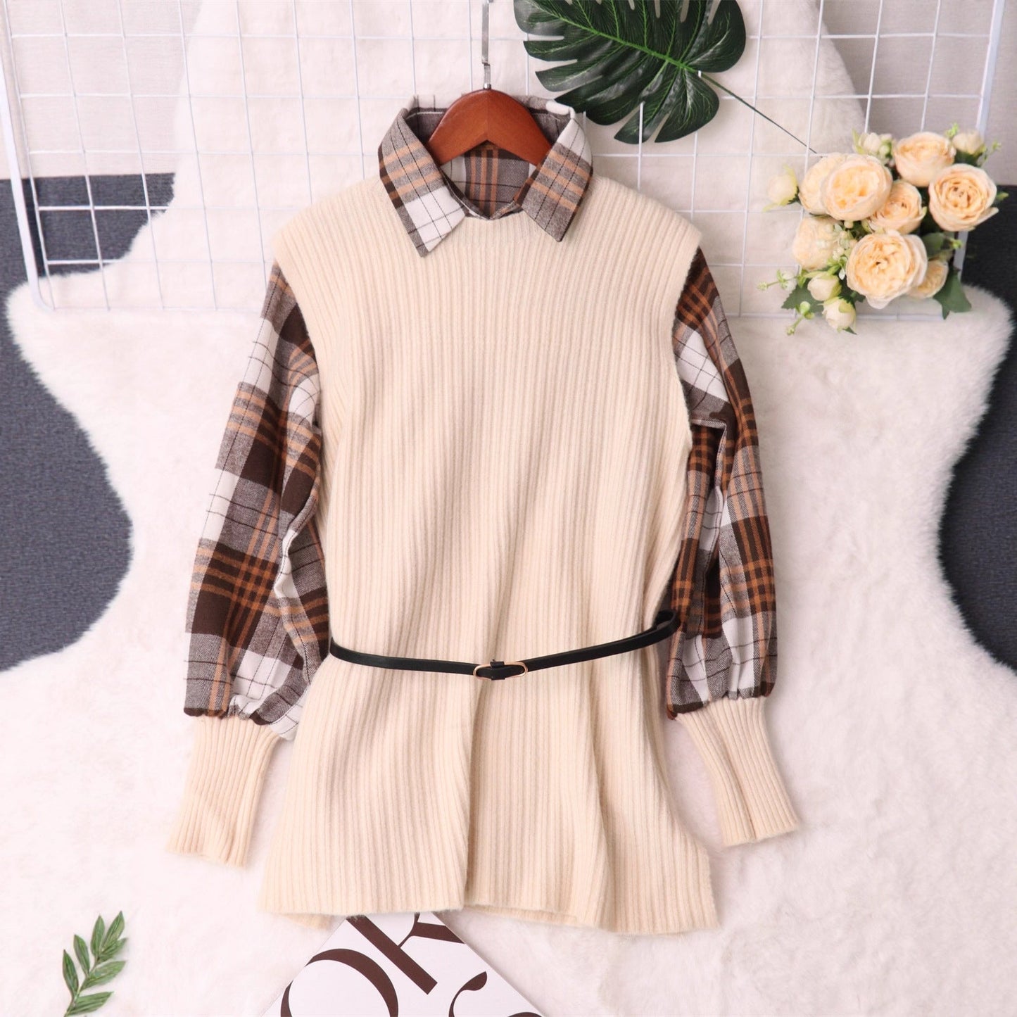 Damen Strickpullover mit Karomuster und elastischem Gürtel Norvielle - Norvielle