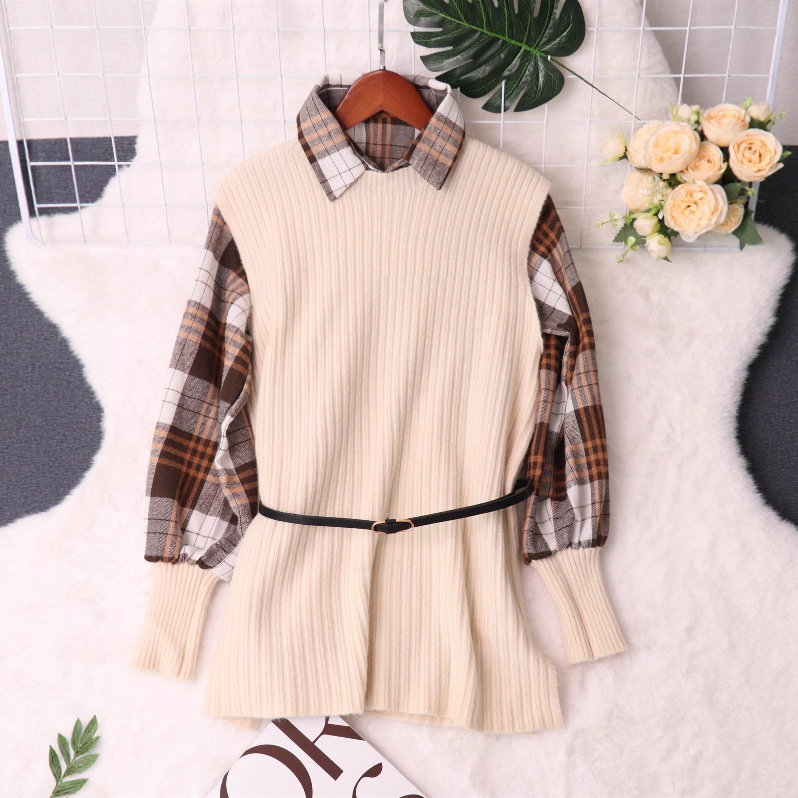 Damen Strickpullover mit Karomuster und elastischem Gürtel Norvielle - Norvielle