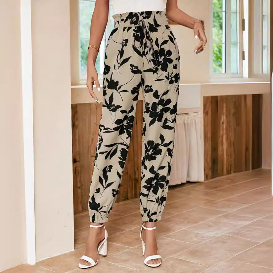 Damen Blumendruck-Hosen Norvielle Trend