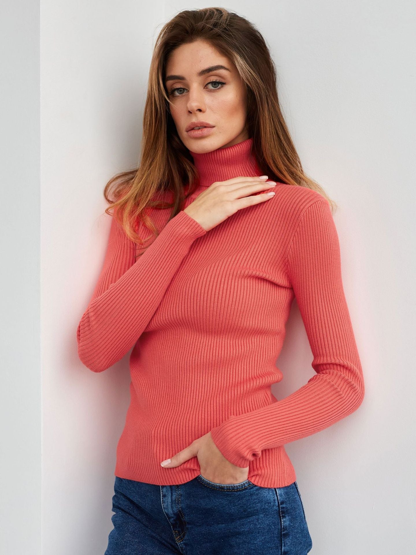 Damen Pullover Lang mit hohem Kragen und Rippenstruktur Norvielle