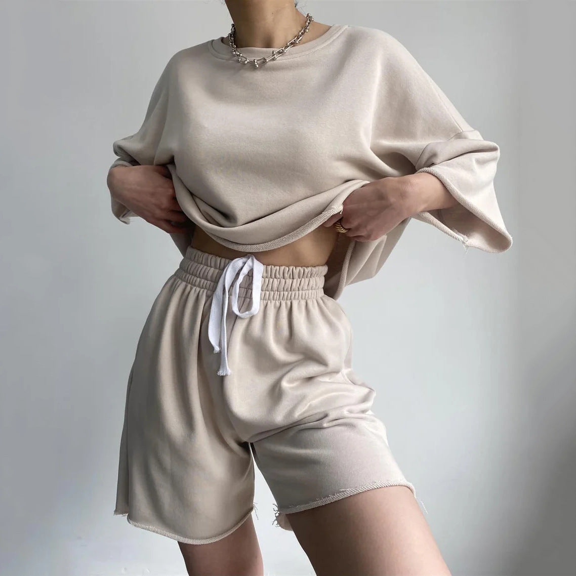 Damen Kurzarm-Oberteil und Shorts Set Norvielle - Norvielle