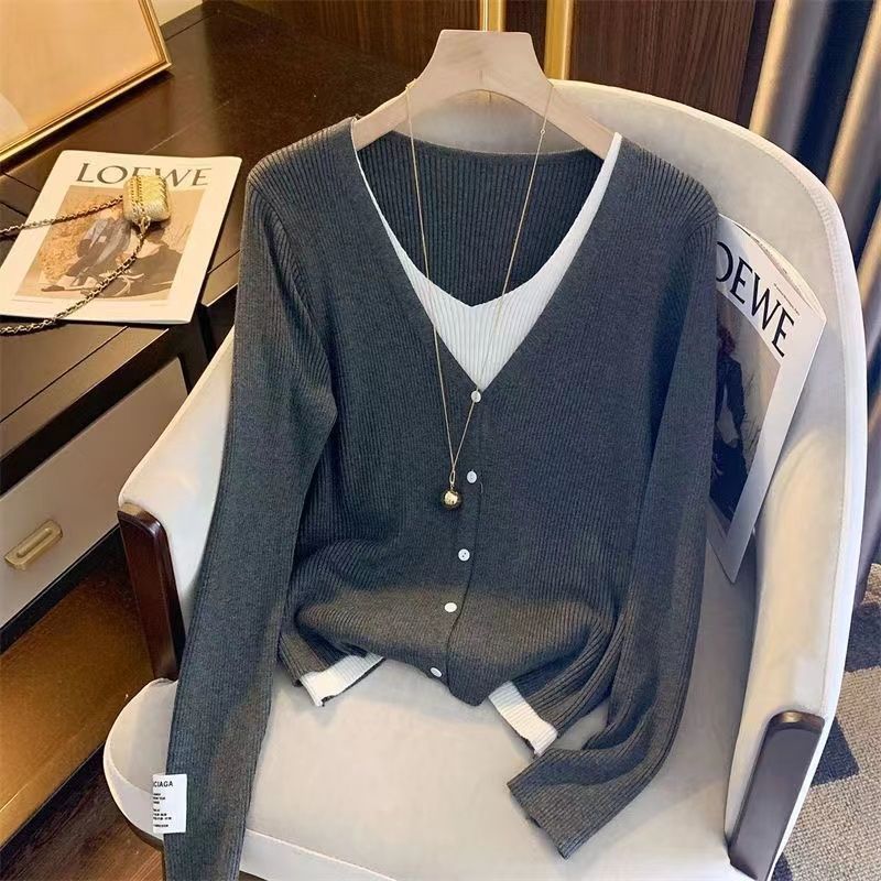 Damen Strickjacke V-Ausschnitt Feine Knöpfe Beige - Norvielle