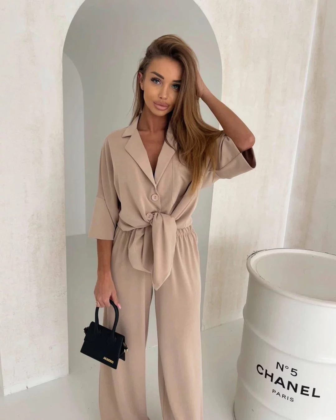 Damen Jumpsuit Bindegürtel Weite Beine Norvielle