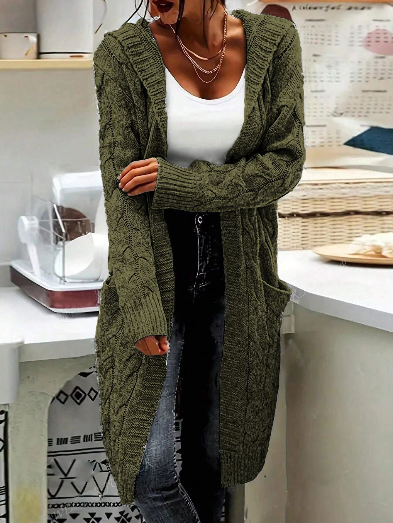 Damen Cardigan Grosstrick Kabelmuster Beige