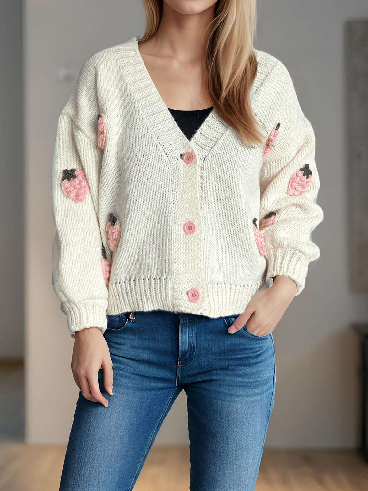 Damen Strickjacke Erdbeermotiv Große Knöpfe