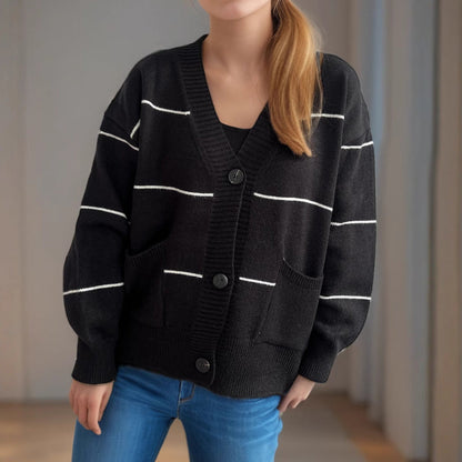 Damen Strickjacke mit Taschen und Knöpfen Beige