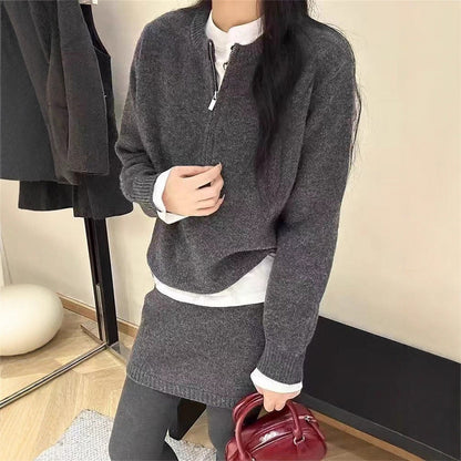 Damen Strickpullover-Kleid mit hohem Kragen und Reißverschluss